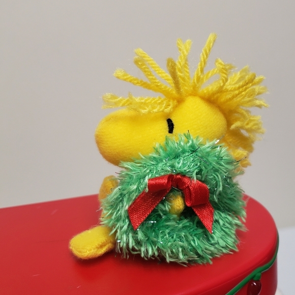 Hallmark Swingin with Snoopy Woodstock Animated Musical Lights Peanuts Christmas - Picture 9 of 13